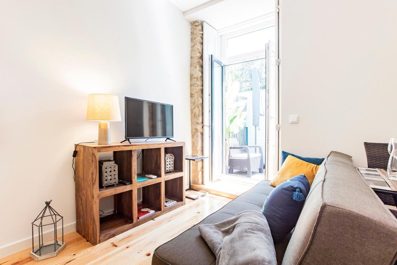 Central Studio W/ Pool, Ac & Patio By Lovelystay 波尔图 外观 照片