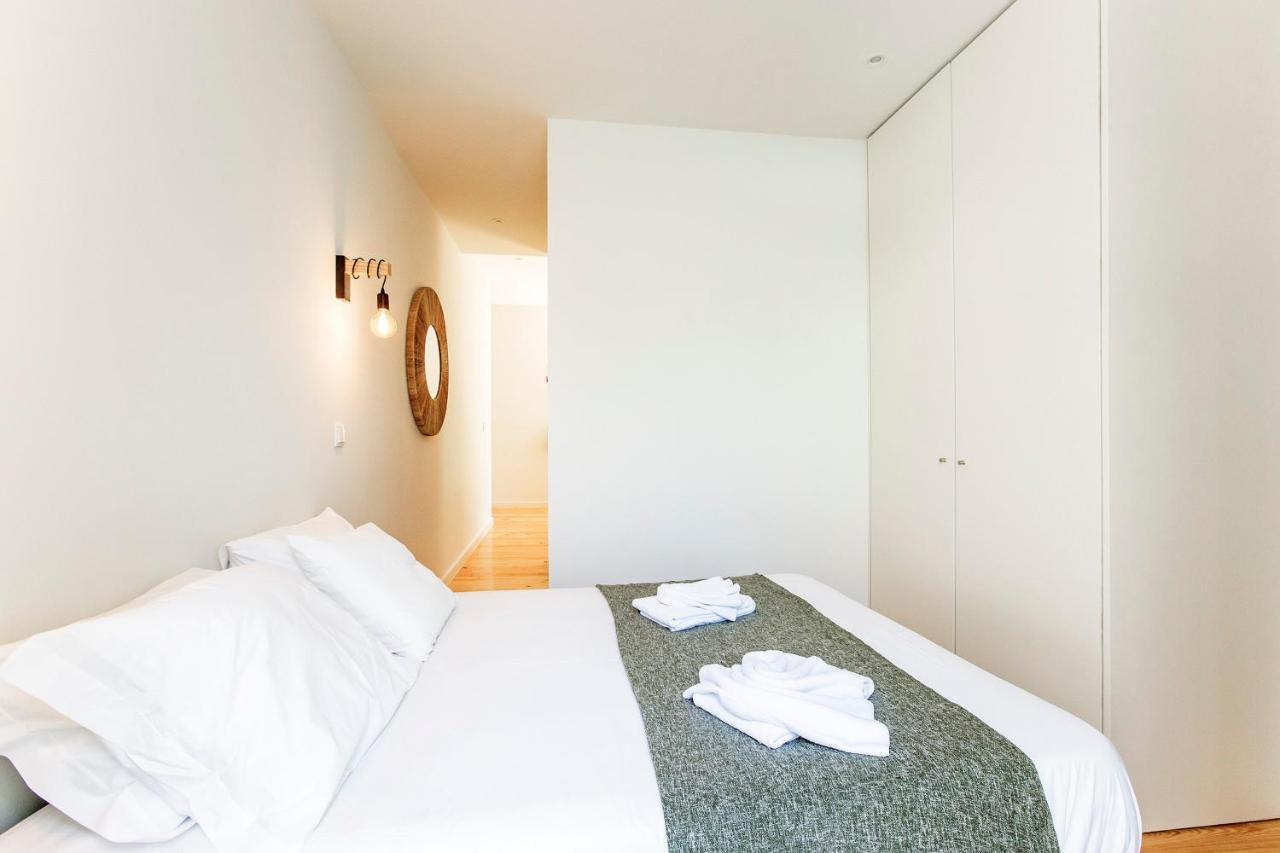Central Studio W/ Pool, Ac & Patio By Lovelystay 波尔图 外观 照片