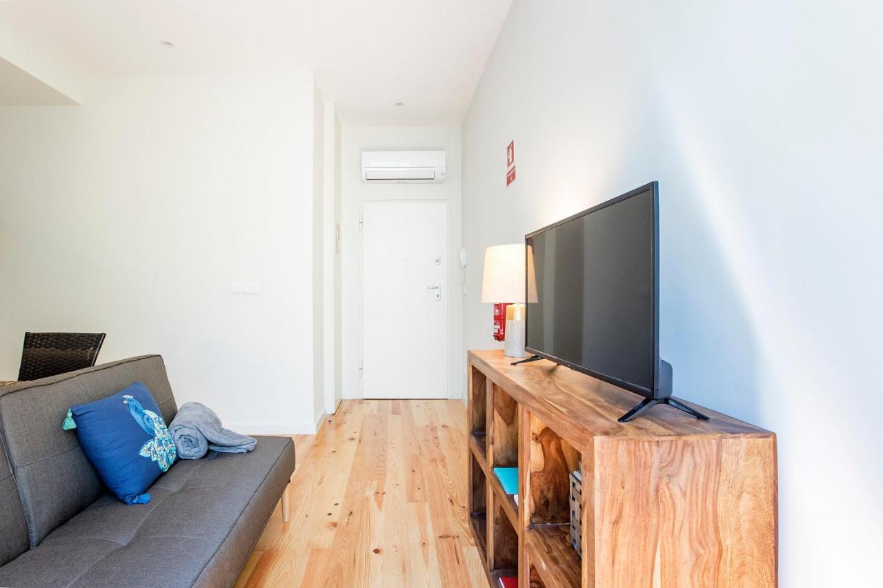 Central Studio W/ Pool, Ac & Patio By Lovelystay 波尔图 外观 照片