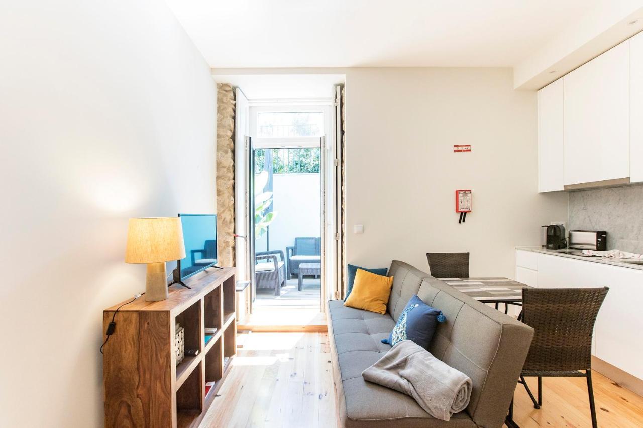 Central Studio W/ Pool, Ac & Patio By Lovelystay 波尔图 外观 照片